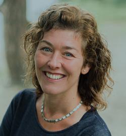 Sandra Van Hogen-Koster